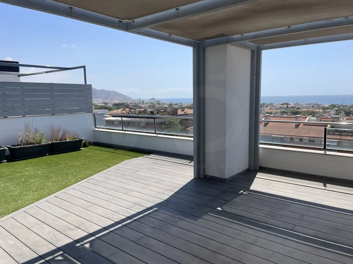 Terrassa de Pis de lloguer en Sitges amb Aire condicionat i Calefacció