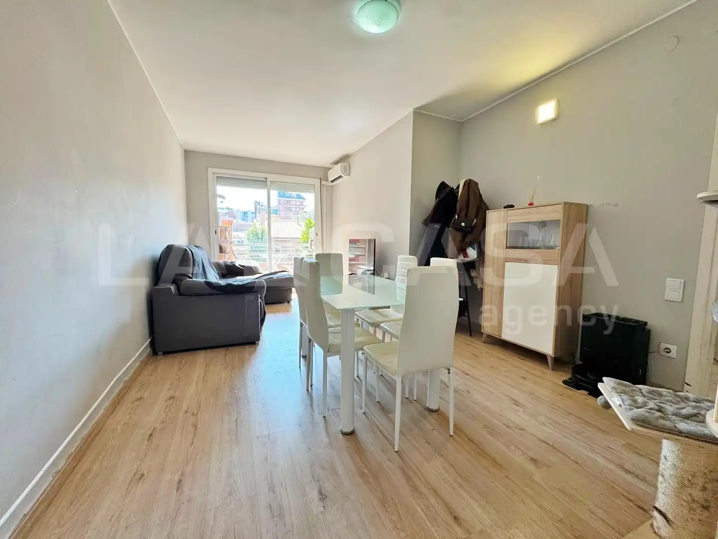 Sala de estar de Piso en venta en Granollers con Aire acondicionado, Parquet y Balcón