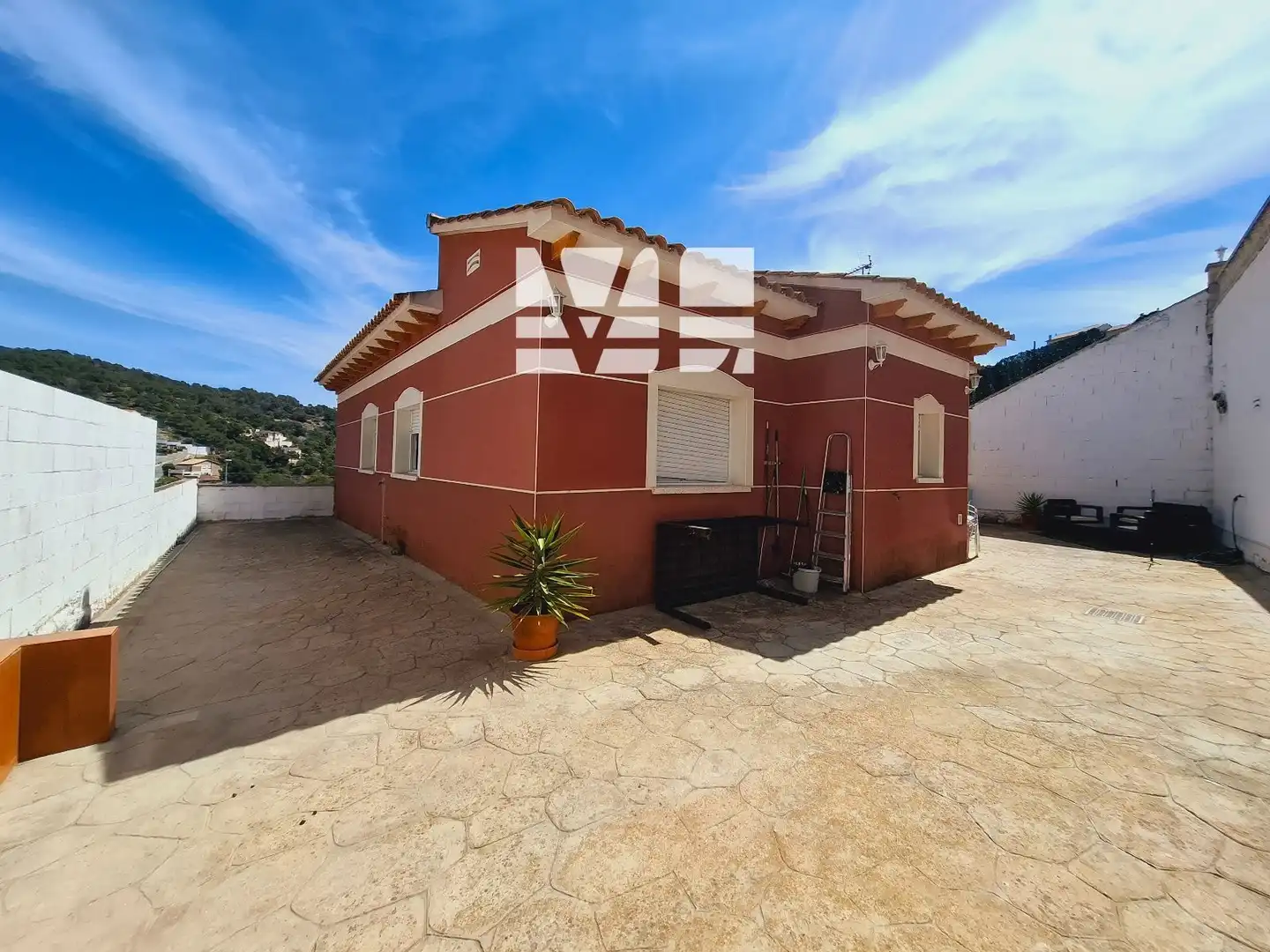 Außenansicht von Haus oder Chalet zum Verkauf in Castellet i la Gornal mit Heizung, Terrasse und Abstellraum
