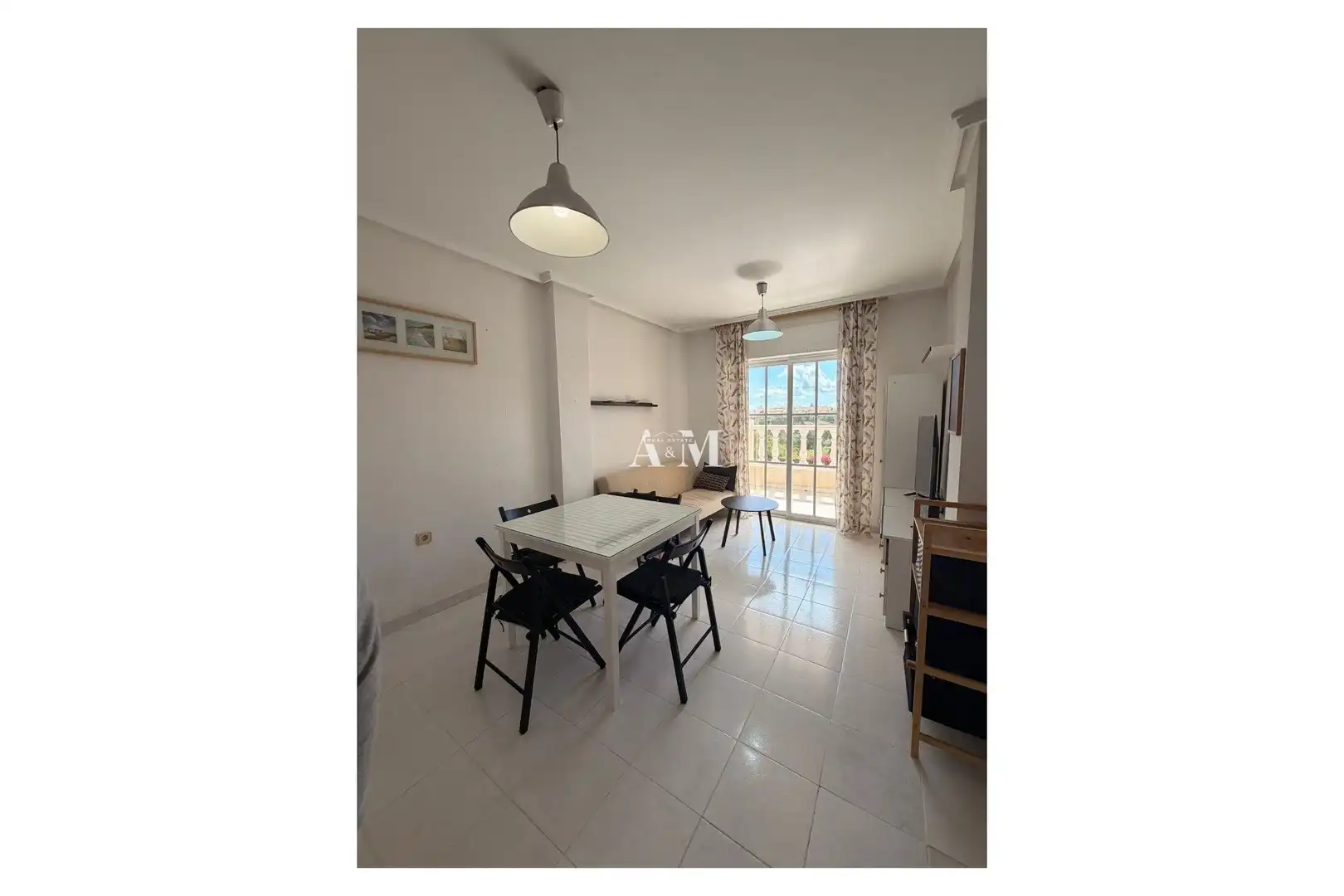 Vista exterior de Piso de alquiler en Torrevieja con Aire acondicionado, Calefacción y Terraza