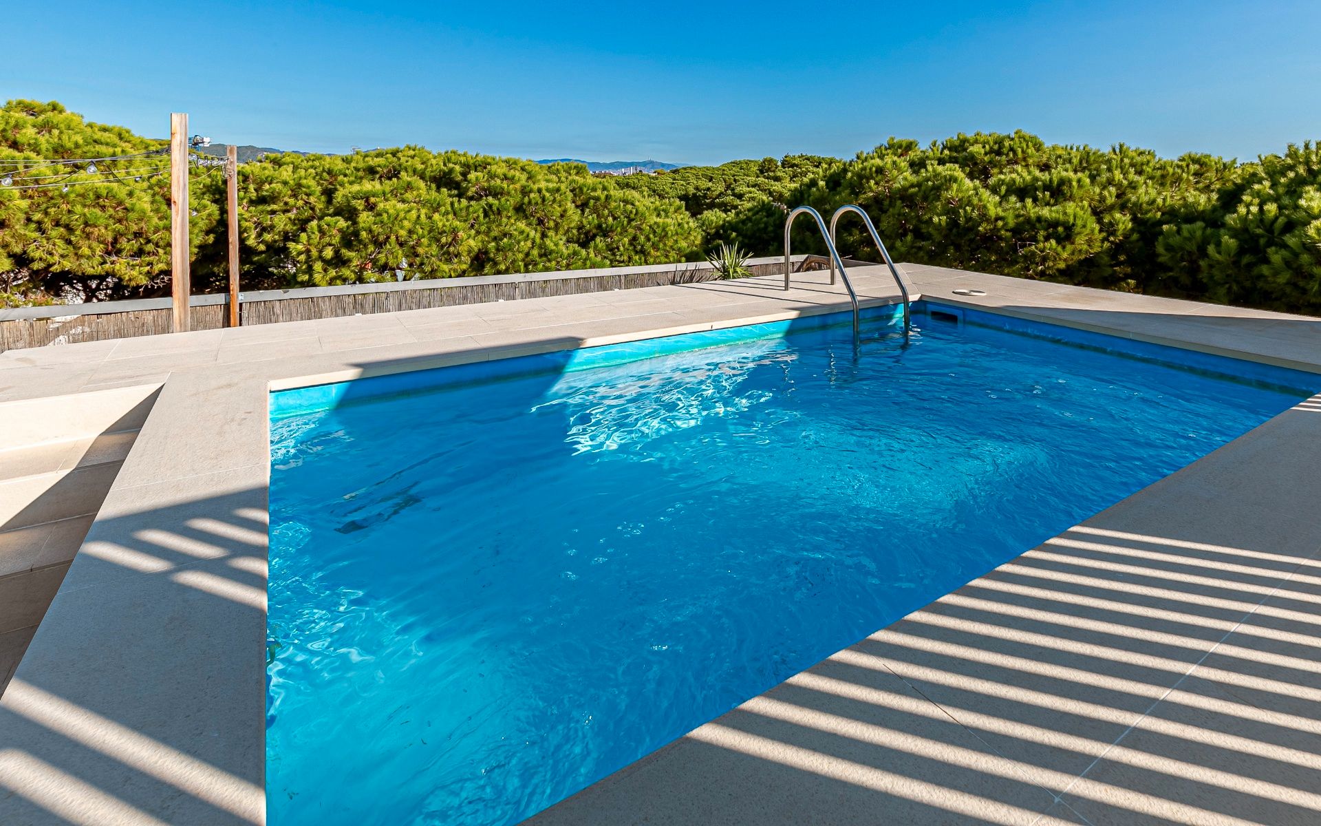 Swimming pool of Duplex for sale in Castelldefels  with Air Conditioner, Heating and Private garden