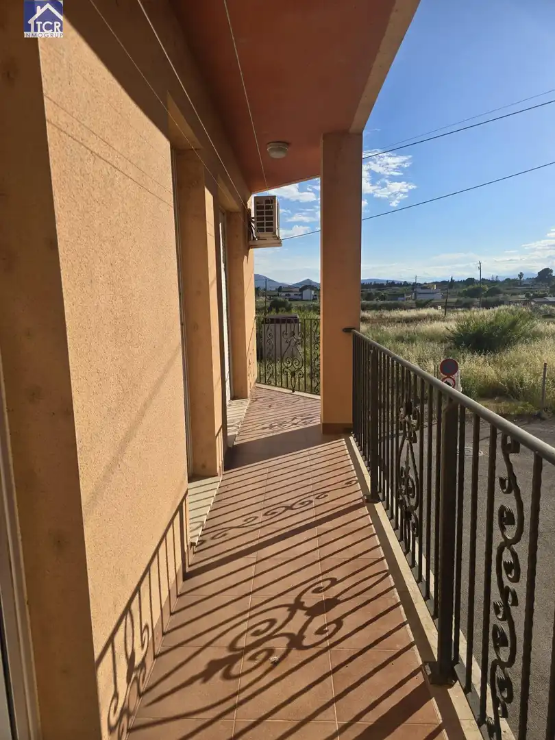 Terrasse von Wohnung zum Verkauf in Camarles mit Klimaanlage, Balkon und Gemeinschaftspool