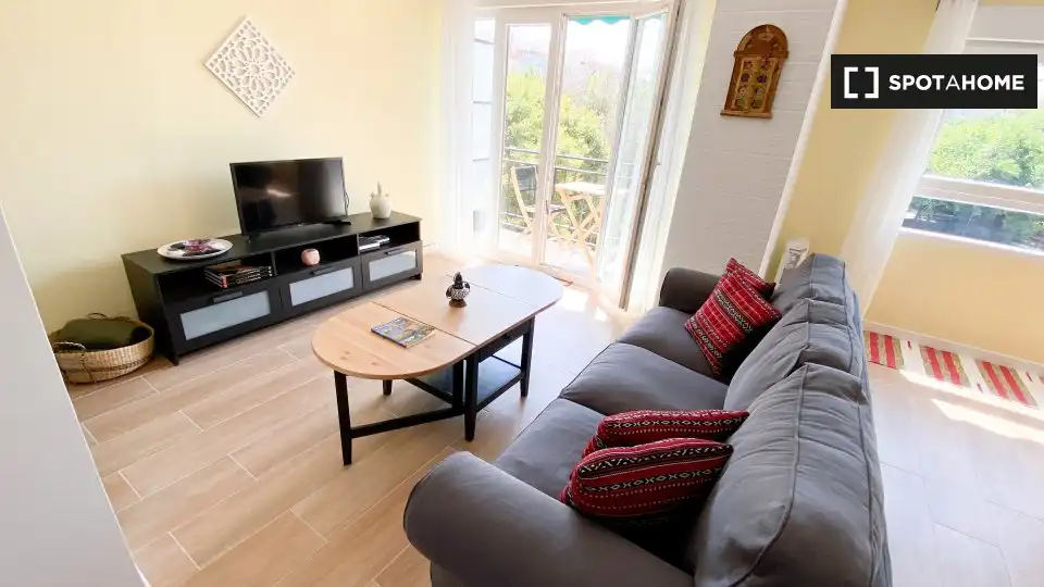 Wohnung mit Terrasse zur Miete in Quatre Carreres, imagen 2