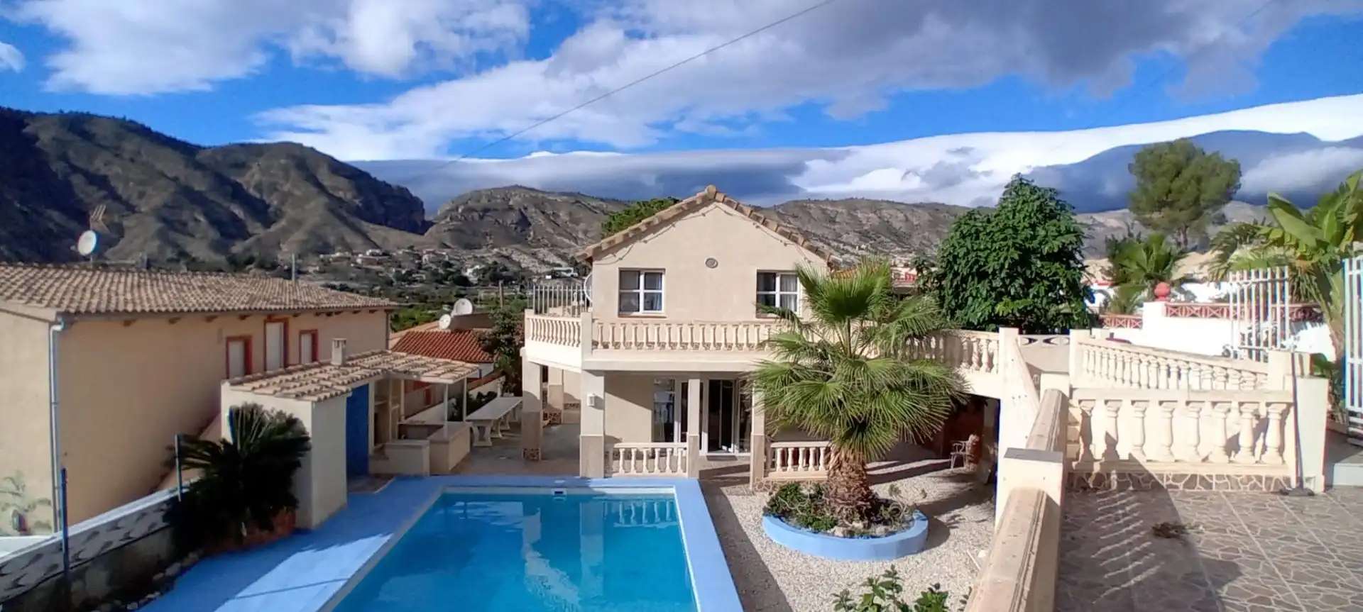 Haus mit Pool zum Verkauf in Orxeta