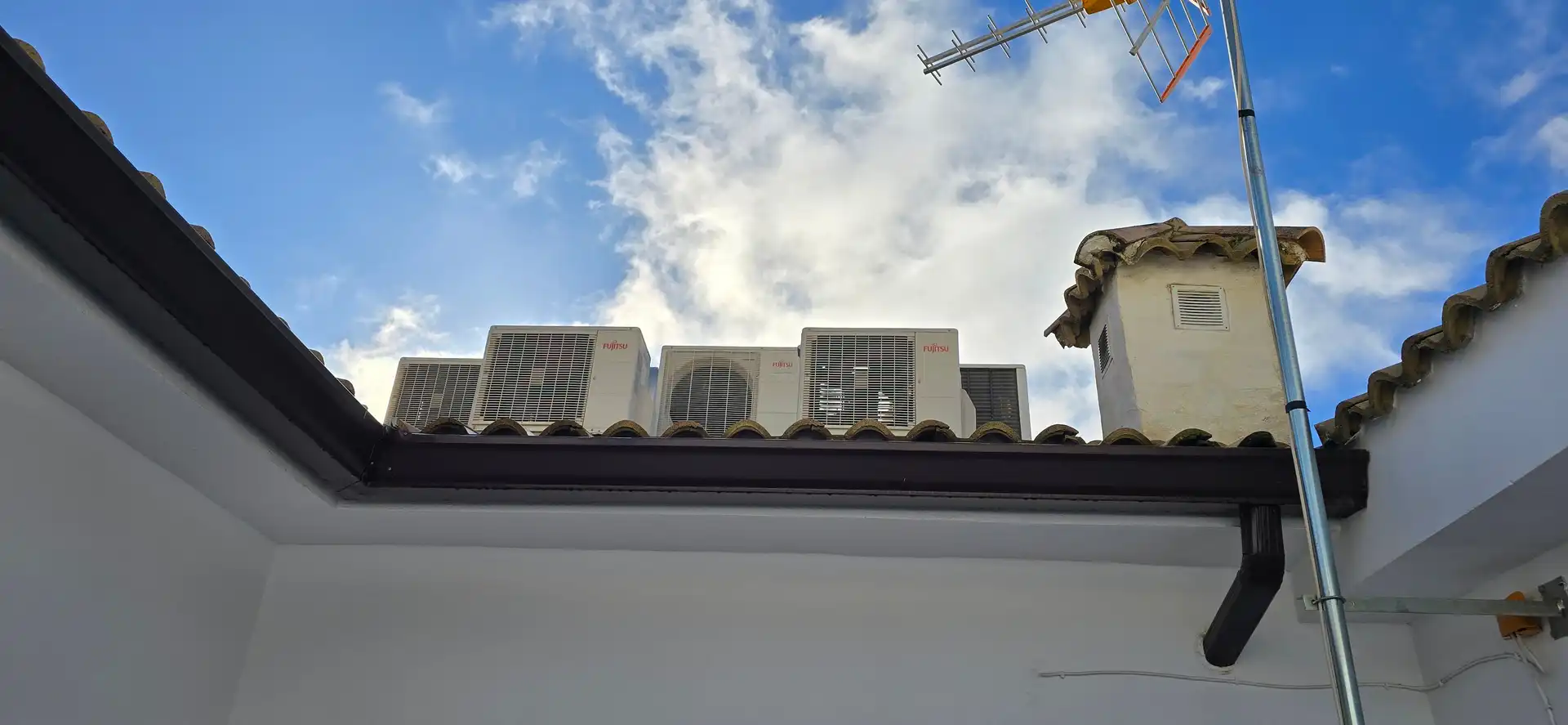 Vista exterior de Casa o chalet en venta en Algodonales con Aire acondicionado, Jardín privado y Terraza