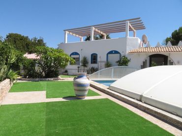Casa rústica amb piscina en venda a Pasaje los Pepeles