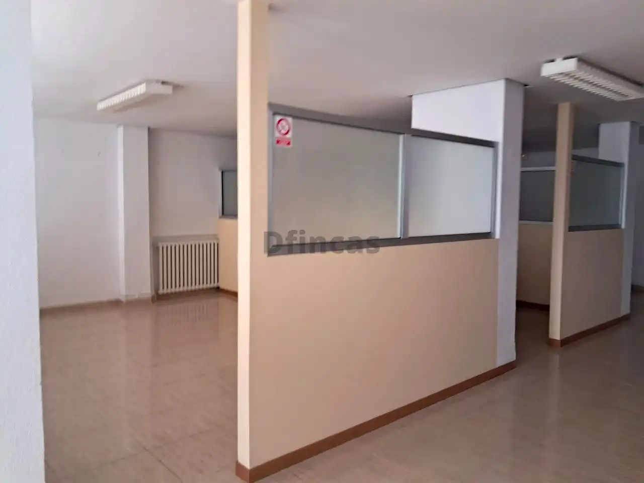 Oficina en venda en Teruel