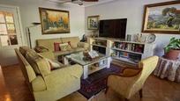 Living room of Flat for sale in Las Rozas de Madrid  with Air Conditioner, Heating and Parquet flooring