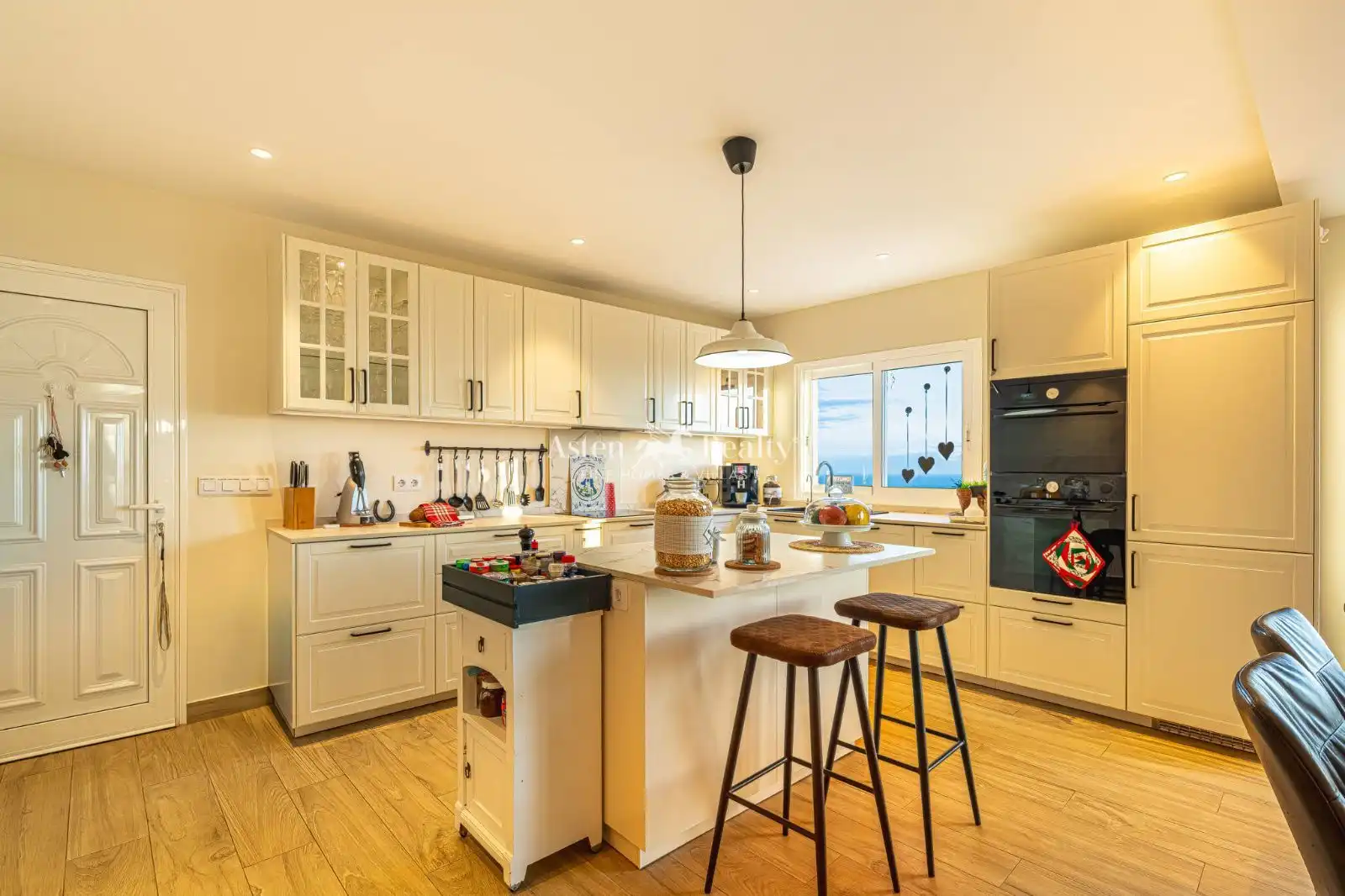 Cocina de Casa o chalet en venta en Santiago del Teide con Aire acondicionado, Calefacción y Piscina