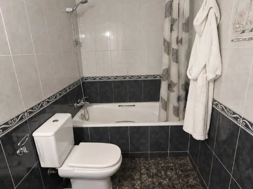 Badezimmer von Haus oder Chalet zum Verkauf in Sant Jaume d'Enveja mit Klimaanlage, Terrasse und Balkon