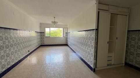 Foto 3 de Pis en venda a C/ León 3                                         , Mestral, Tarragona