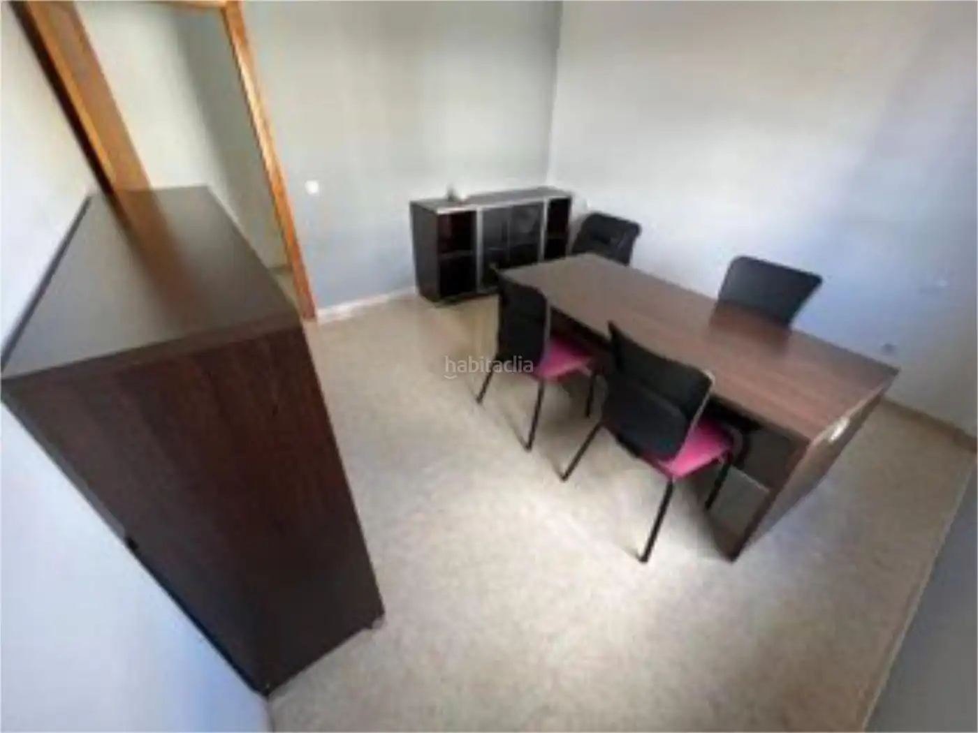 Office space to rent in Avenida de Carlos V 79, imagen 2