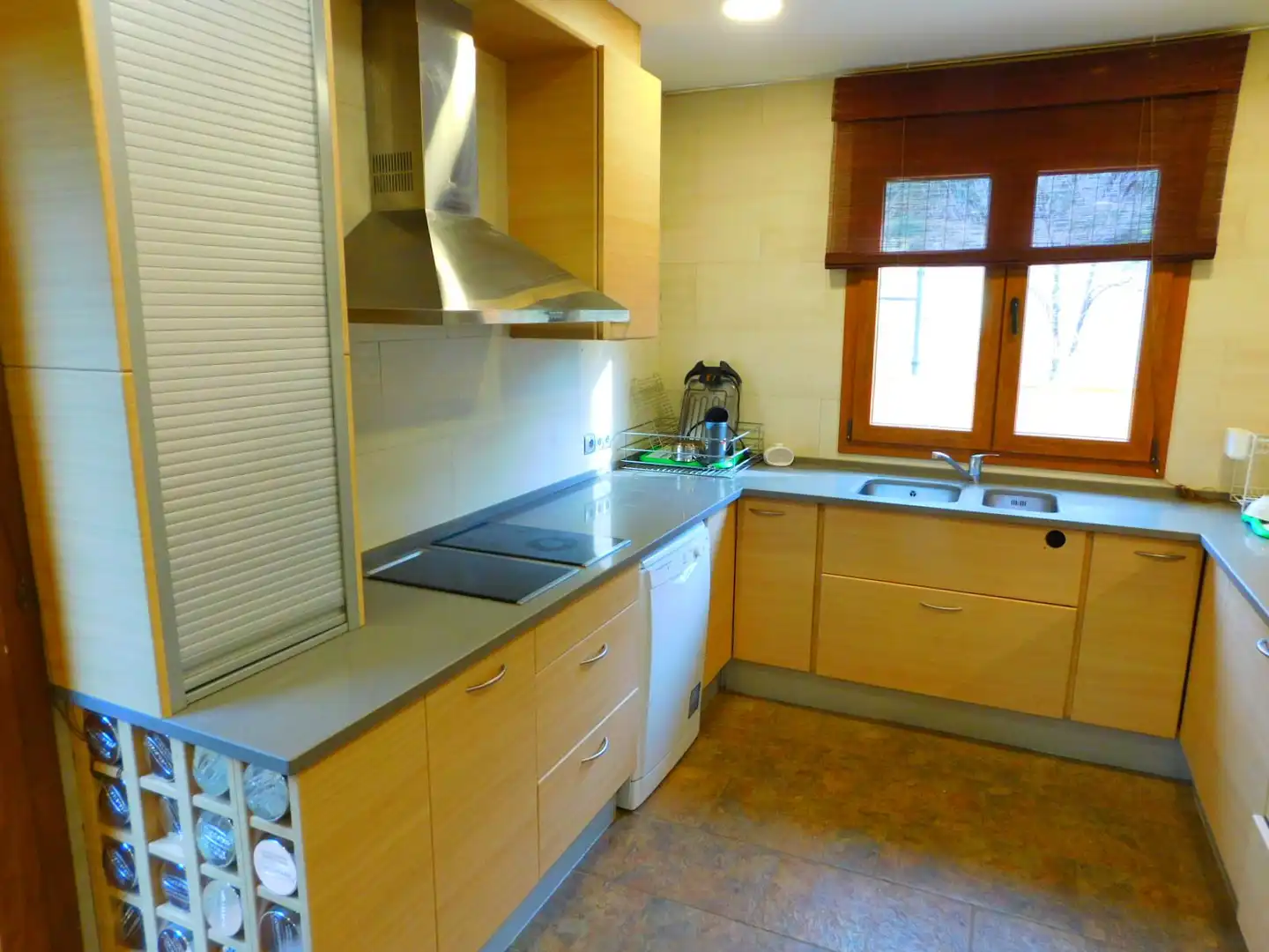 Cocina de Casa o chalet en venta en Palau-saverdera con Aire acondicionado, Jardín privado y Terraza