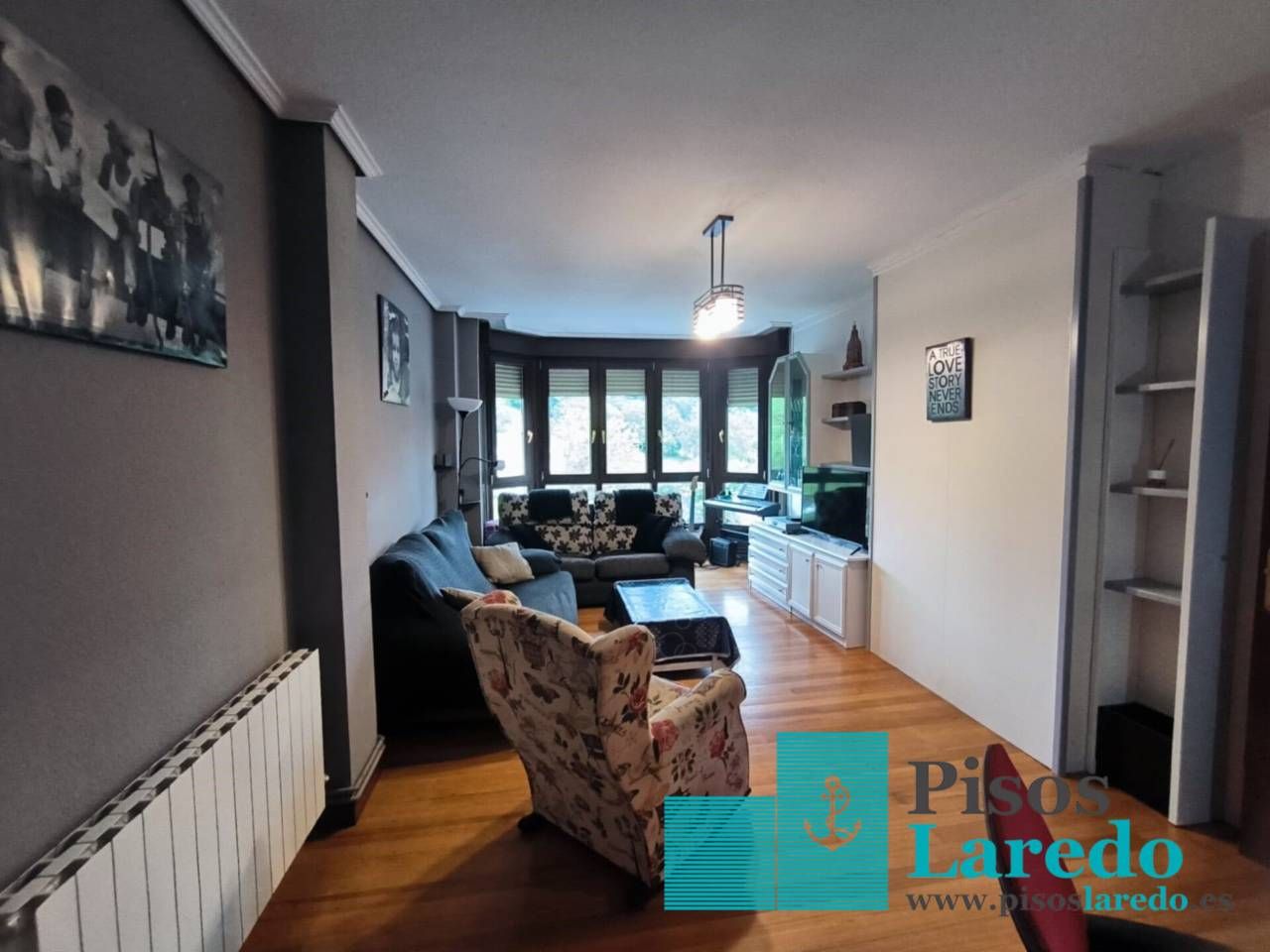 Sala d'estar de Pis en venda en Ampuero amb Calefacció, Parquet i Terrassa