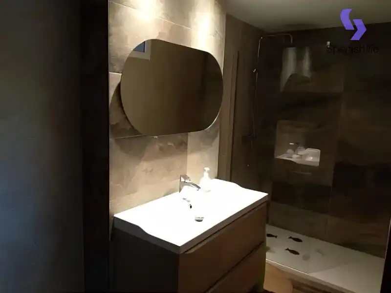 Baño de Apartamento en venta en Valencia con Calefacción, Amueblado y Piscina comunitaria