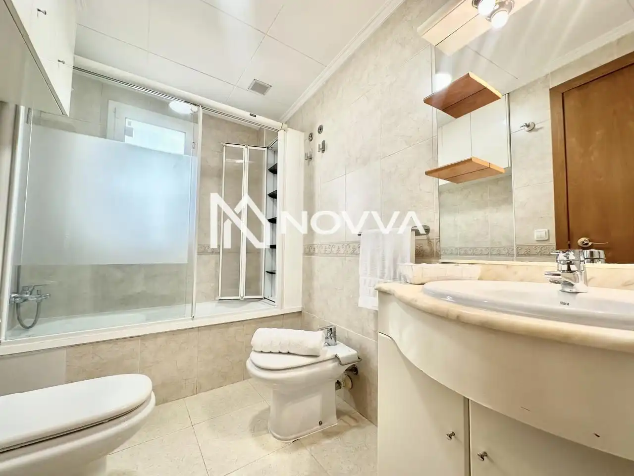 Appartamento con piscina in vendita a Poblenou, imagen 22