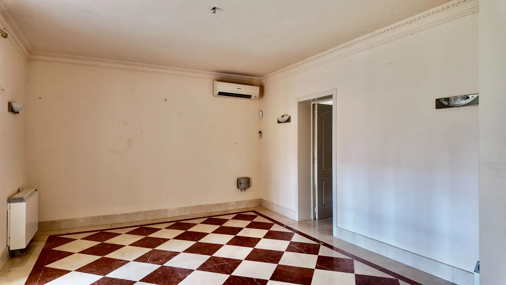 Houses for sale in Estepona  with Private garden, Terrace and Storage room