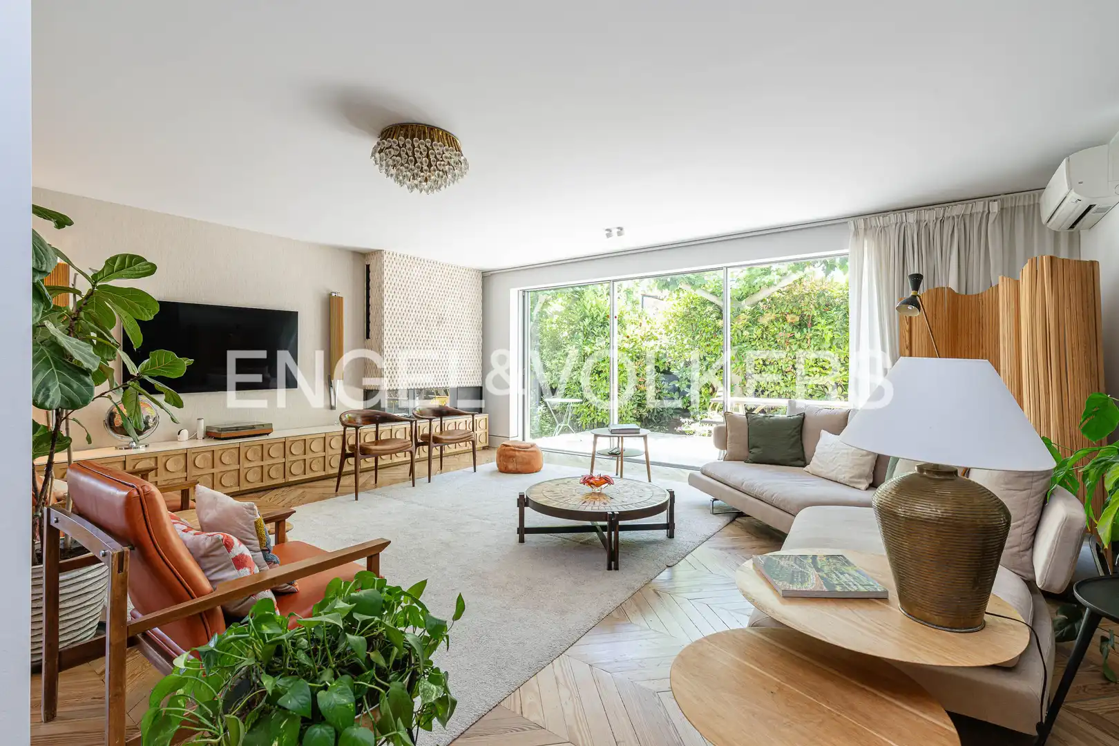 Sala de estar de Casa o chalet en venta en Madrid con Aire acondicionado, Calefacción y Jardín privado