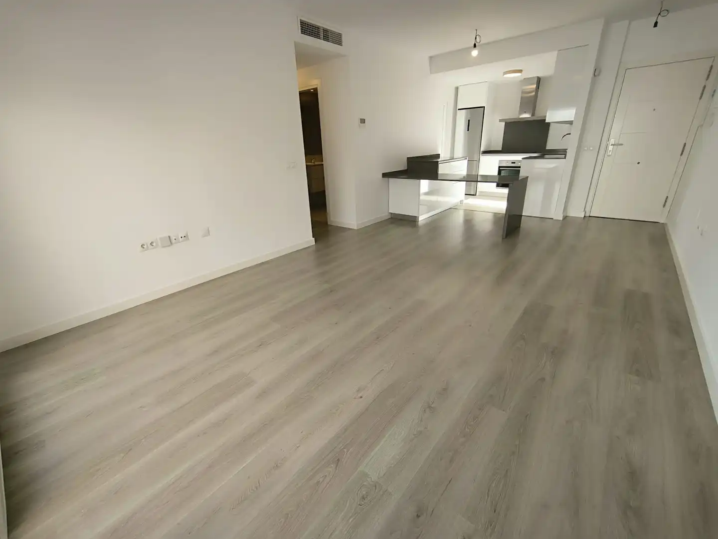 Living room of Attic for rent in Marbella  with Air Conditioner, Terrace and Swimming Pool