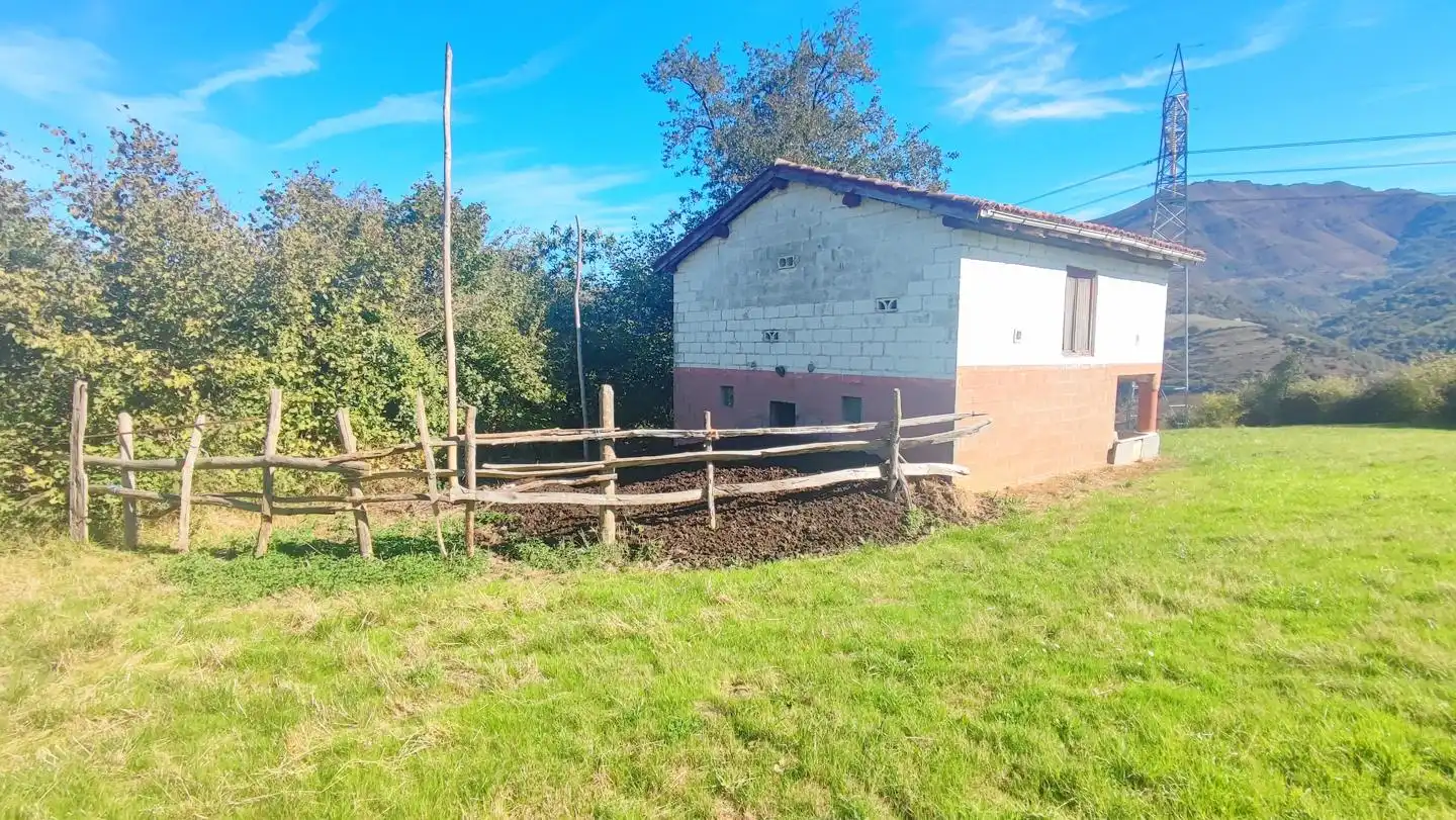 Land for sale in Lena