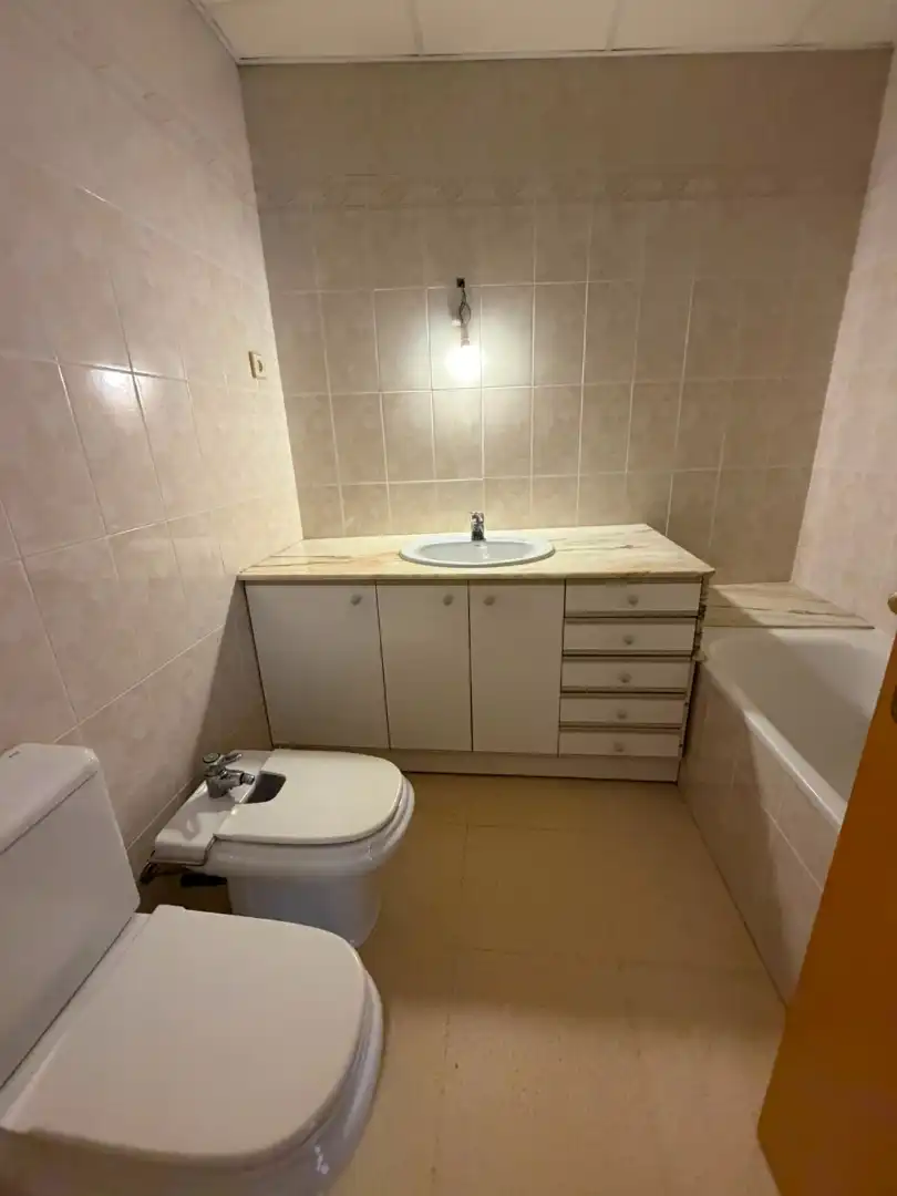 Flat with terrace for sale in Carrer de Maria Escalfet, imagen 9