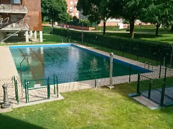 Piscina de Piso en venta en Leioa con Piscina y Balcón