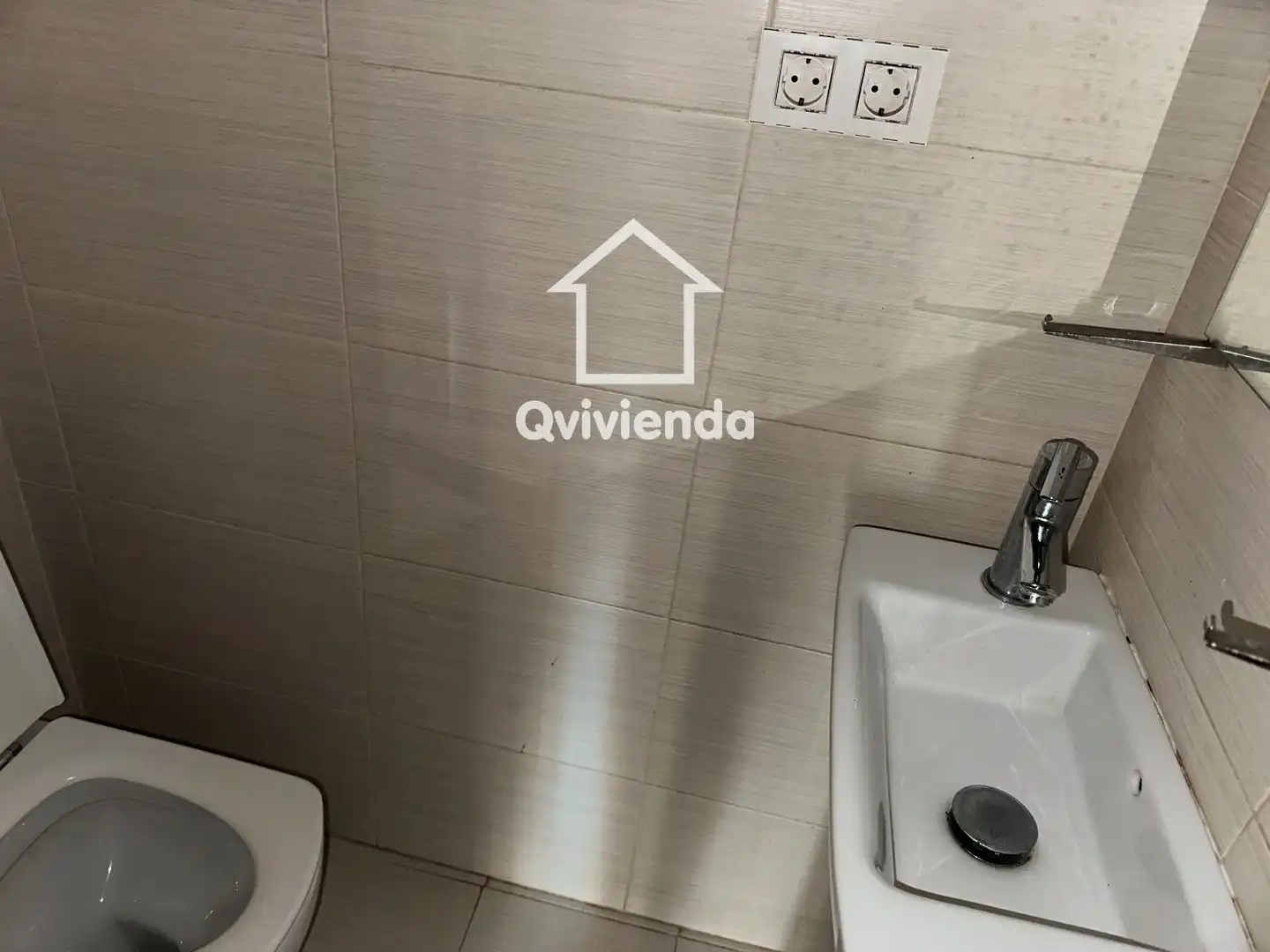 Baño de Dúplex en venta en Granollers con Calefacción y Terraza