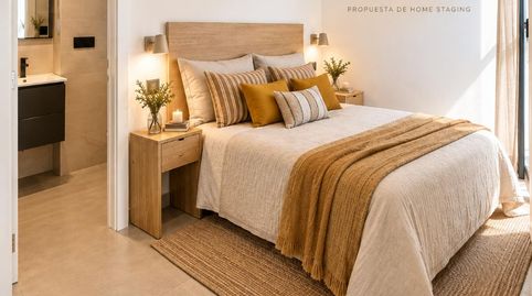 Foto 4 de Piso en venta en Avenida Condes de San Isidro, 48, Puerto Deportivo, Fuengirola