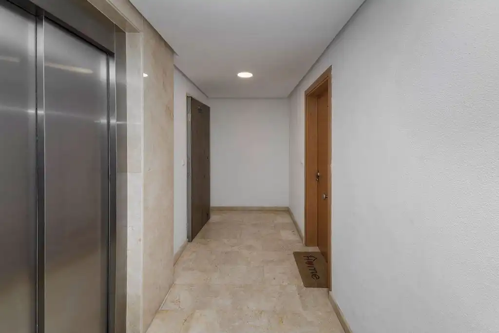 Piso en venta en Alicante / Alacant con Piscina
