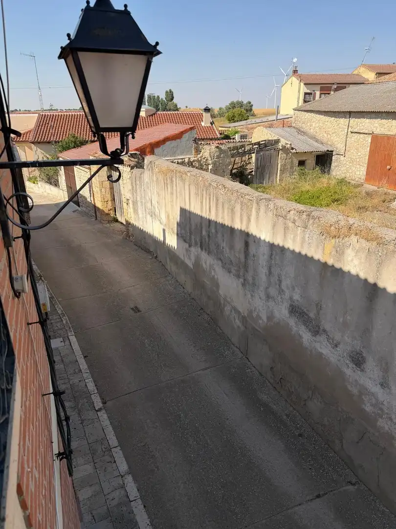 Vista exterior de Pis en venda en Villalba de los Alcores