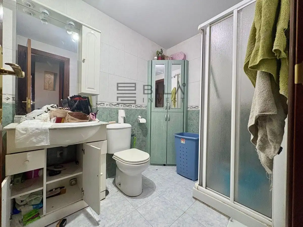 Baño de Piso en venta en Mijas con Terraza, Trastero y Piscina