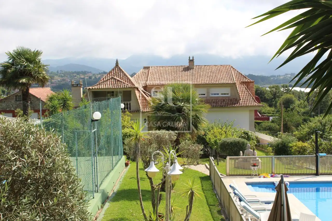 Jardín de Casa o chalet en venta en Nigrán con Calefacción, Jardín privado y Terraza