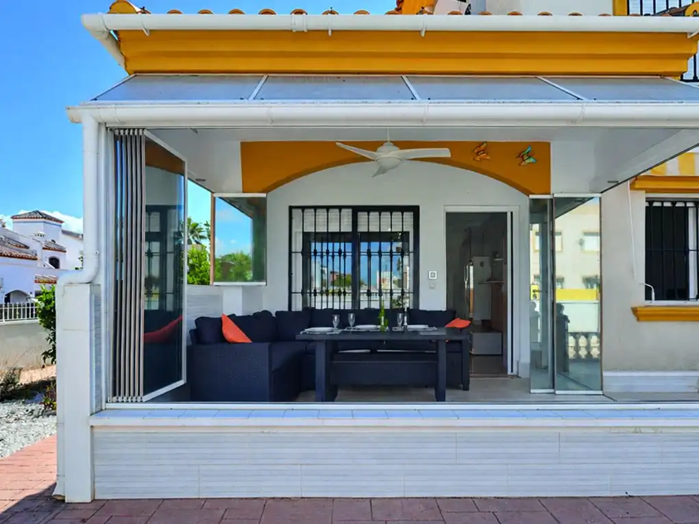 Terrasse von Haus oder Chalet zur Miete in Orihuela mit Klimaanlage, Privatgarten und Parkett