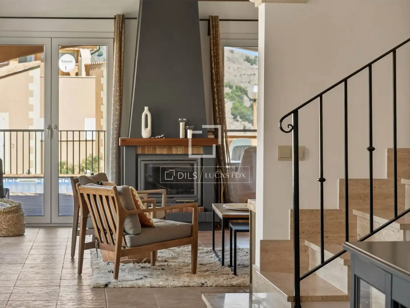 Wohnzimmer von Haus oder Chalet zum Verkauf in Capdepera mit Klimaanlage, Heizung und Privatgarten