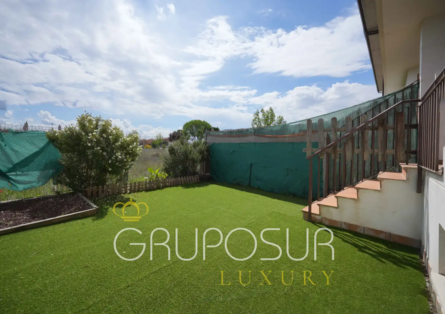 Garten von Einfamilien-Reihenhaus zum Verkauf in Aldeamayor de San Martín mit Heizung, Privatgarten und Parkett
