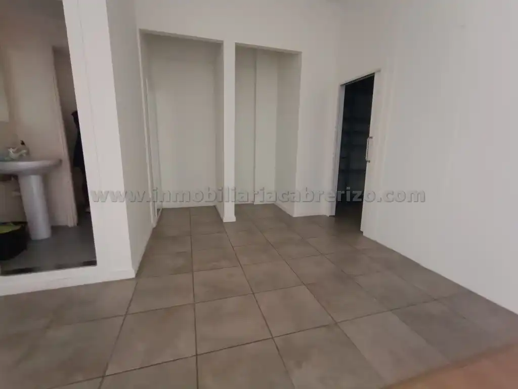 Local en venta en Calle Pilar Salarrullana, Gran Via