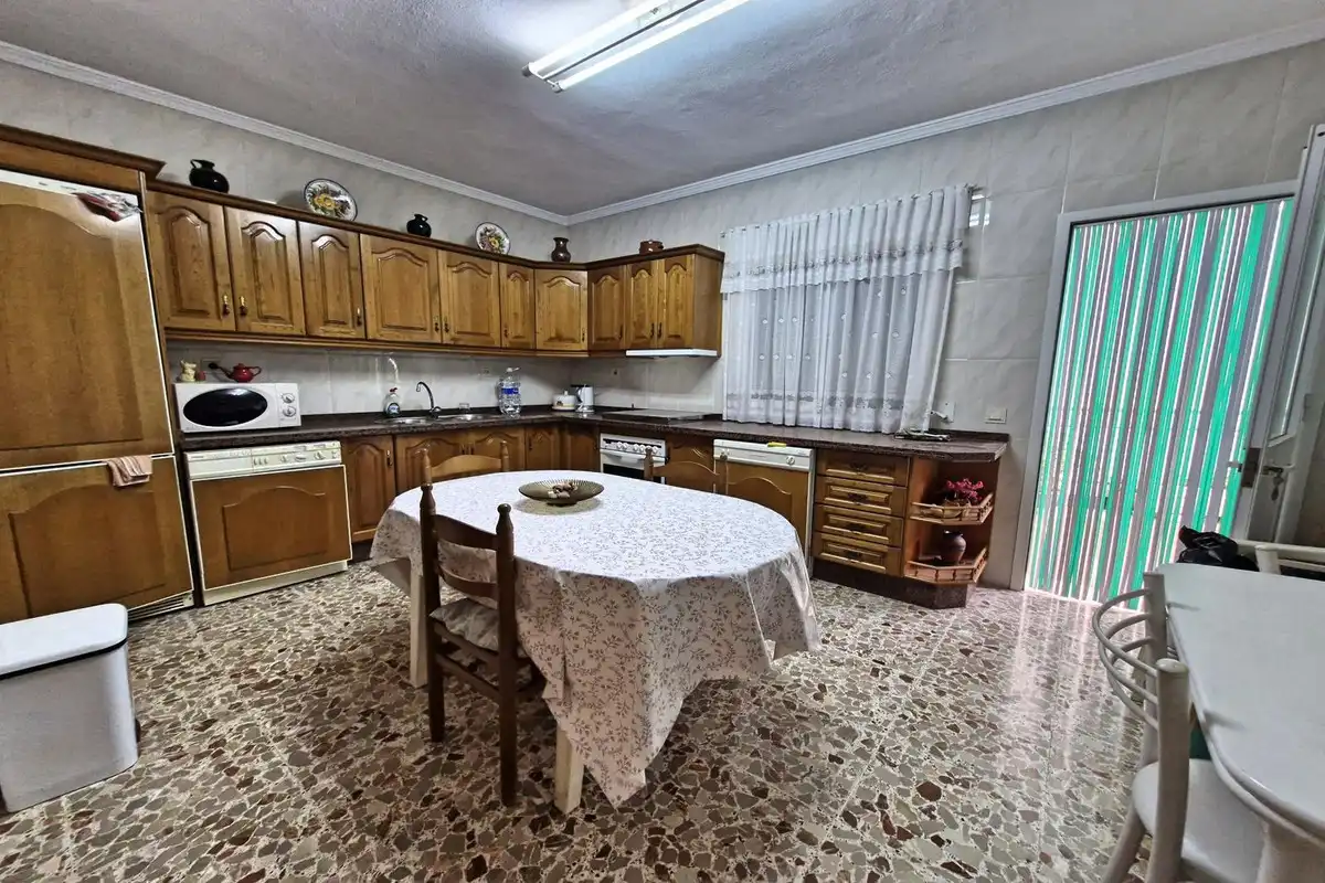 Terraced house with garden for sale in Guaro, imagen 7
