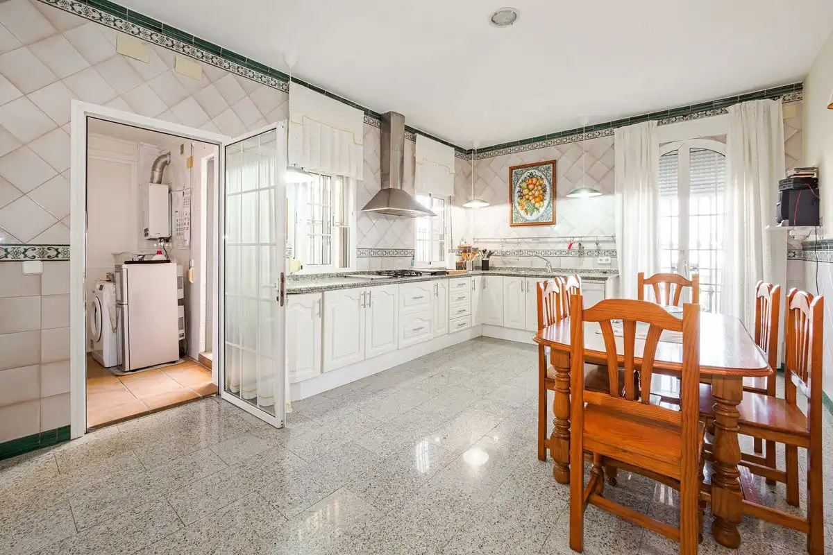 Chalet en venta en Gelves, imagen 7