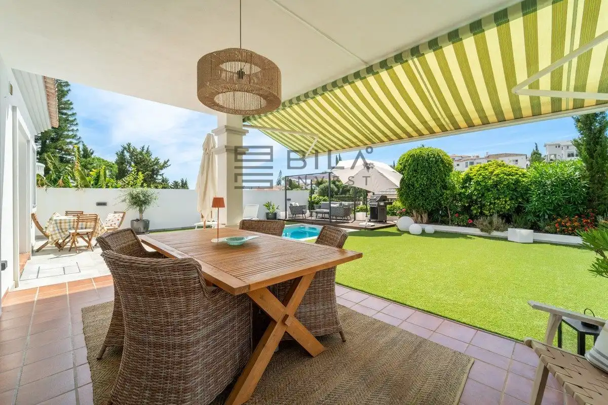 Chalet con piscina en venta en Cerros del Aguila, imagen 8