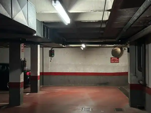 Parking de Garaje en venta en Málaga con Alarma
