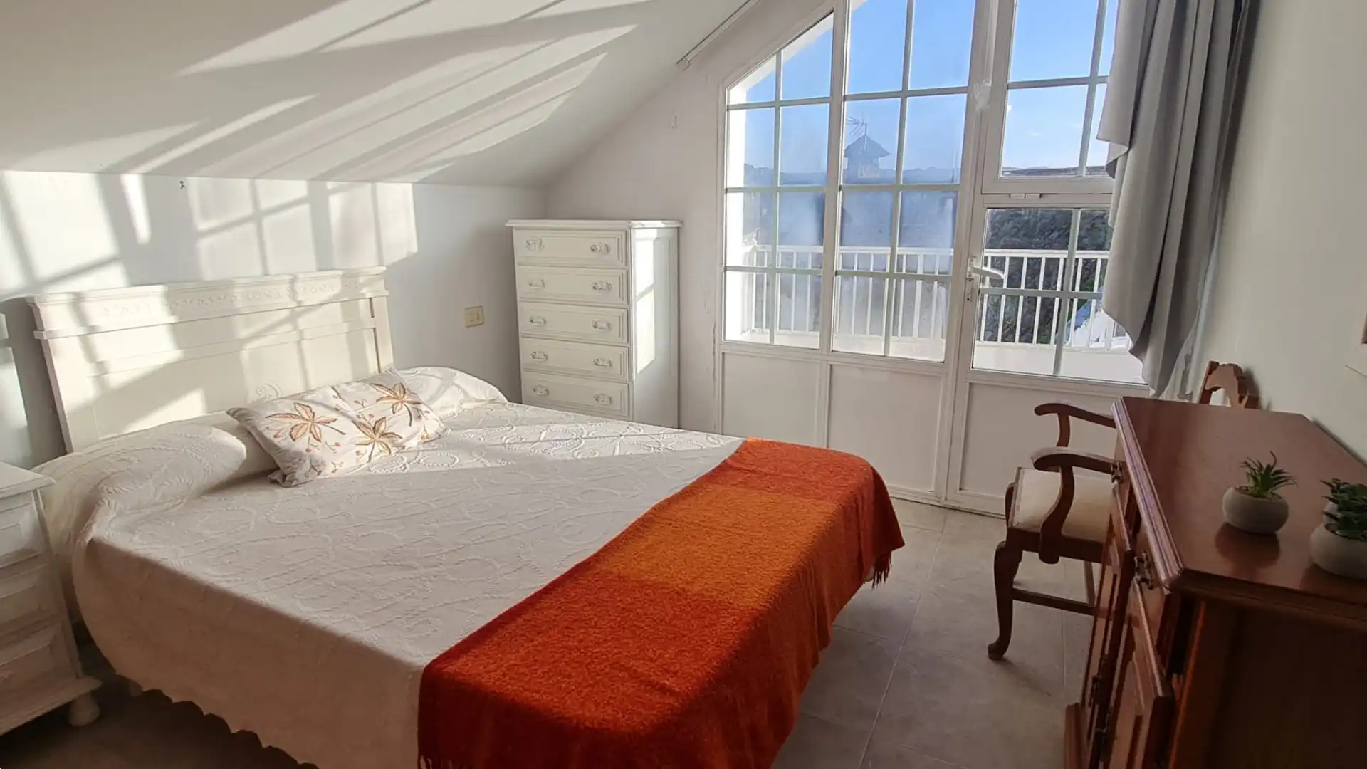 Schlafzimmer von Wohnungen zum Verkauf in Muros mit Terrasse und Möbliert