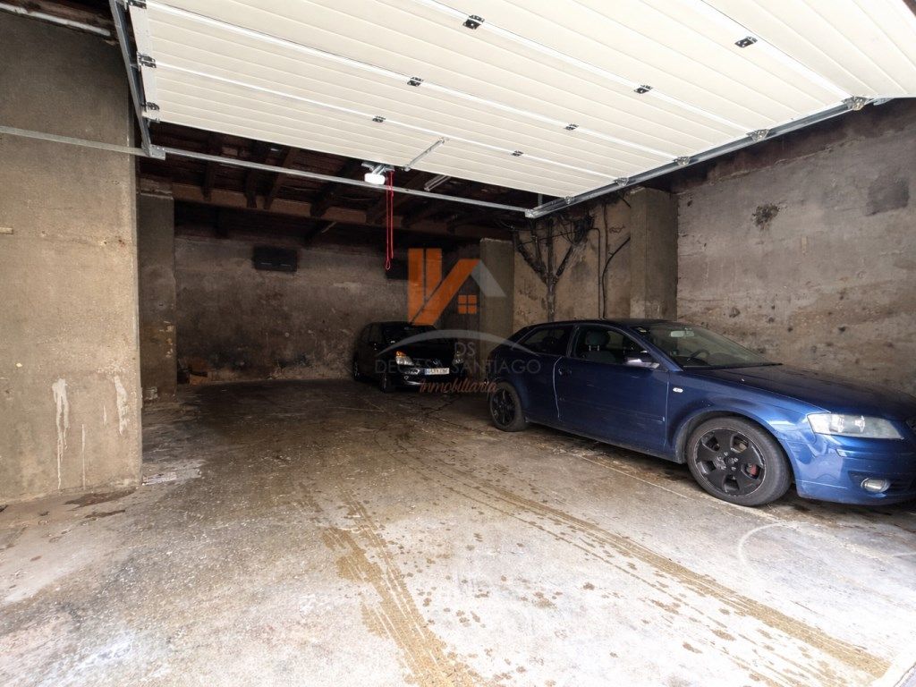 Parking de Garaje en venta en Santiago de Compostela 