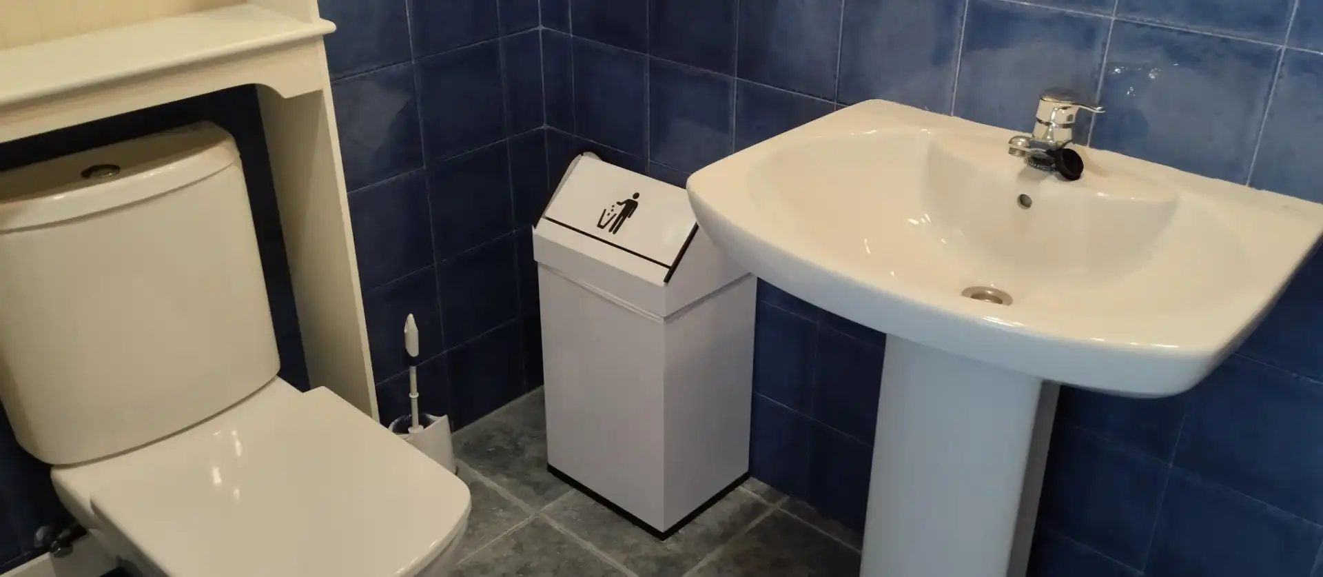 Baño de Oficina de alquiler en Pego
