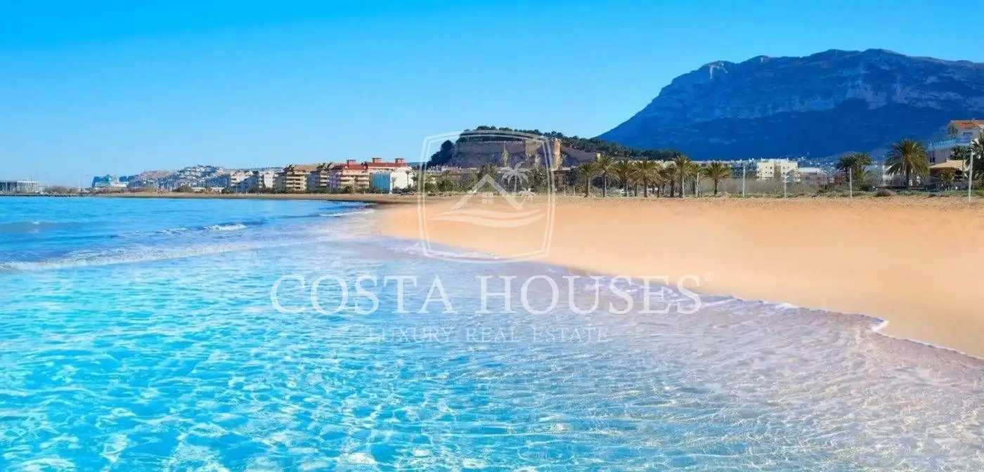 Exterior view of Houses for sale in Dénia  with Air Conditioner, Private garden and Terrace