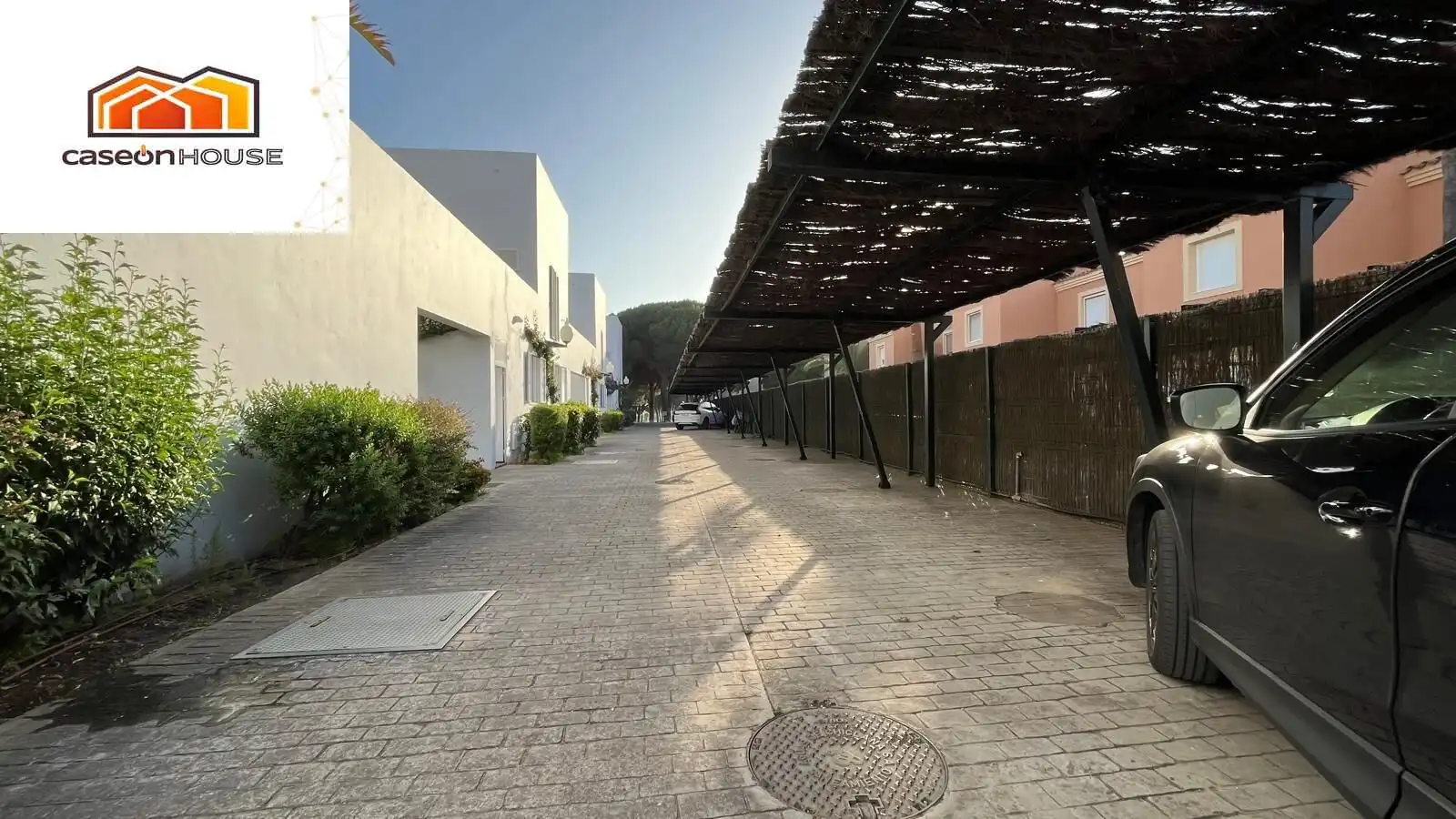 Vista exterior de Apartament en venda en Chiclana de la Frontera amb Piscina comunitària