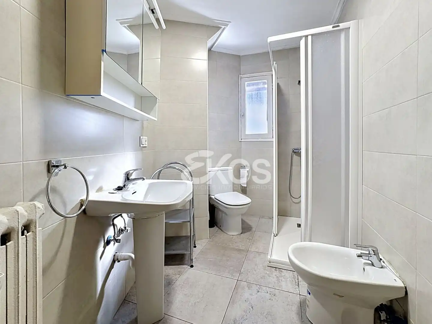 Badezimmer von Wohnung zur Miete in Aretxabaleta mit Heizung und Balkon