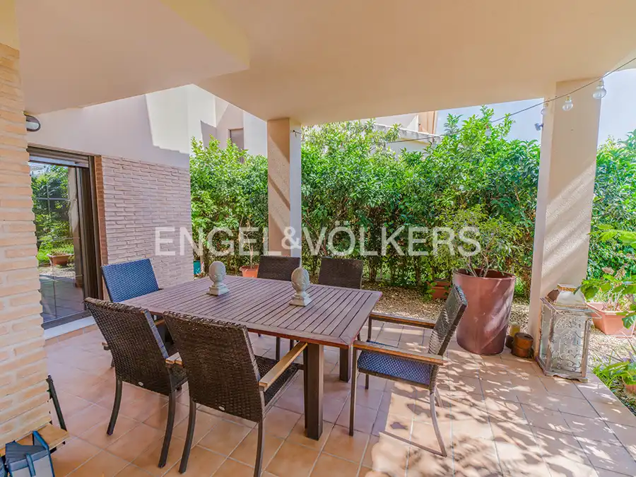 Terraza de Casa adosada en venta en Mutxamel con Aire acondicionado, Calefacción y Jardín privado
