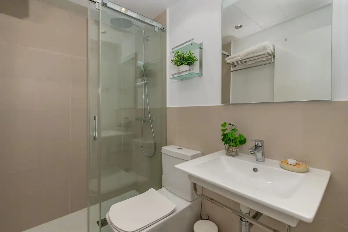Bany de Apartament en venda en Benalmádena amb Aire condicionat, Terrassa i Traster