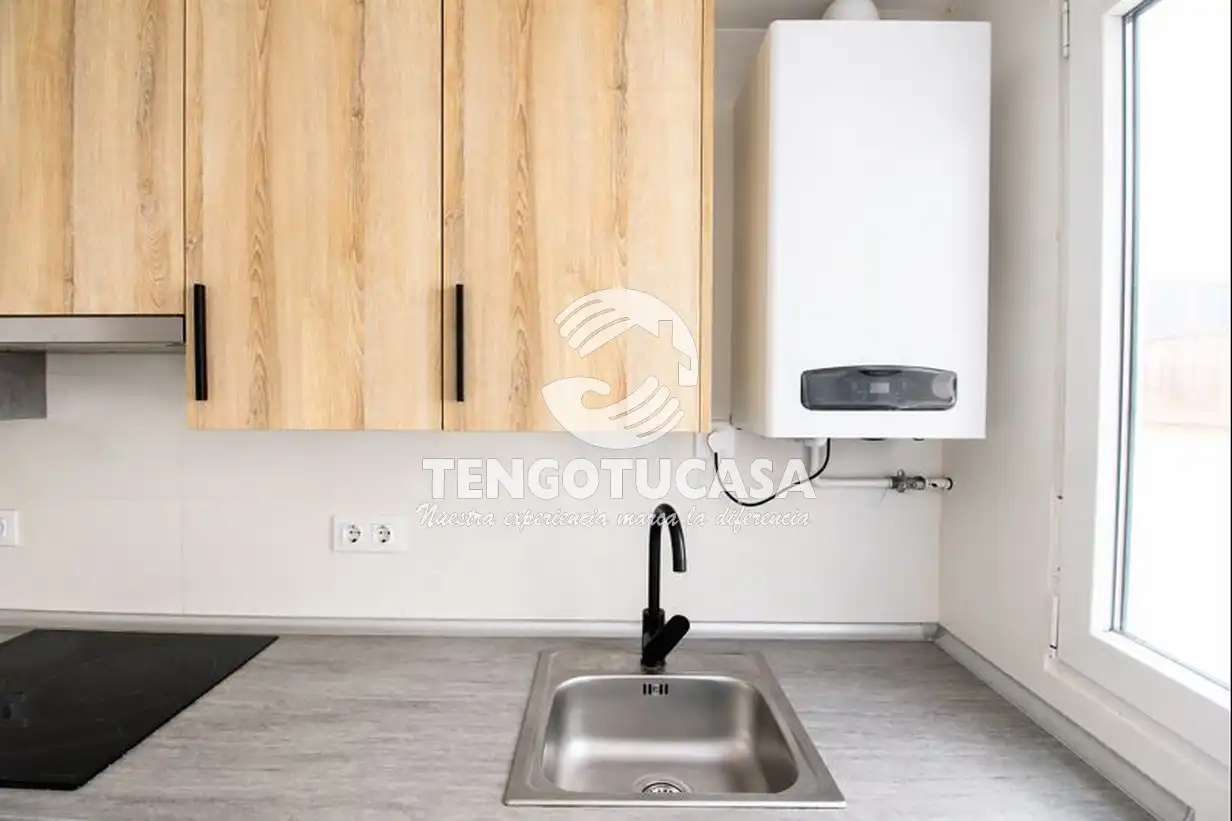 Kitchen of Flat for rent in Madrid  with Air Conditioner, Heating and Furnished