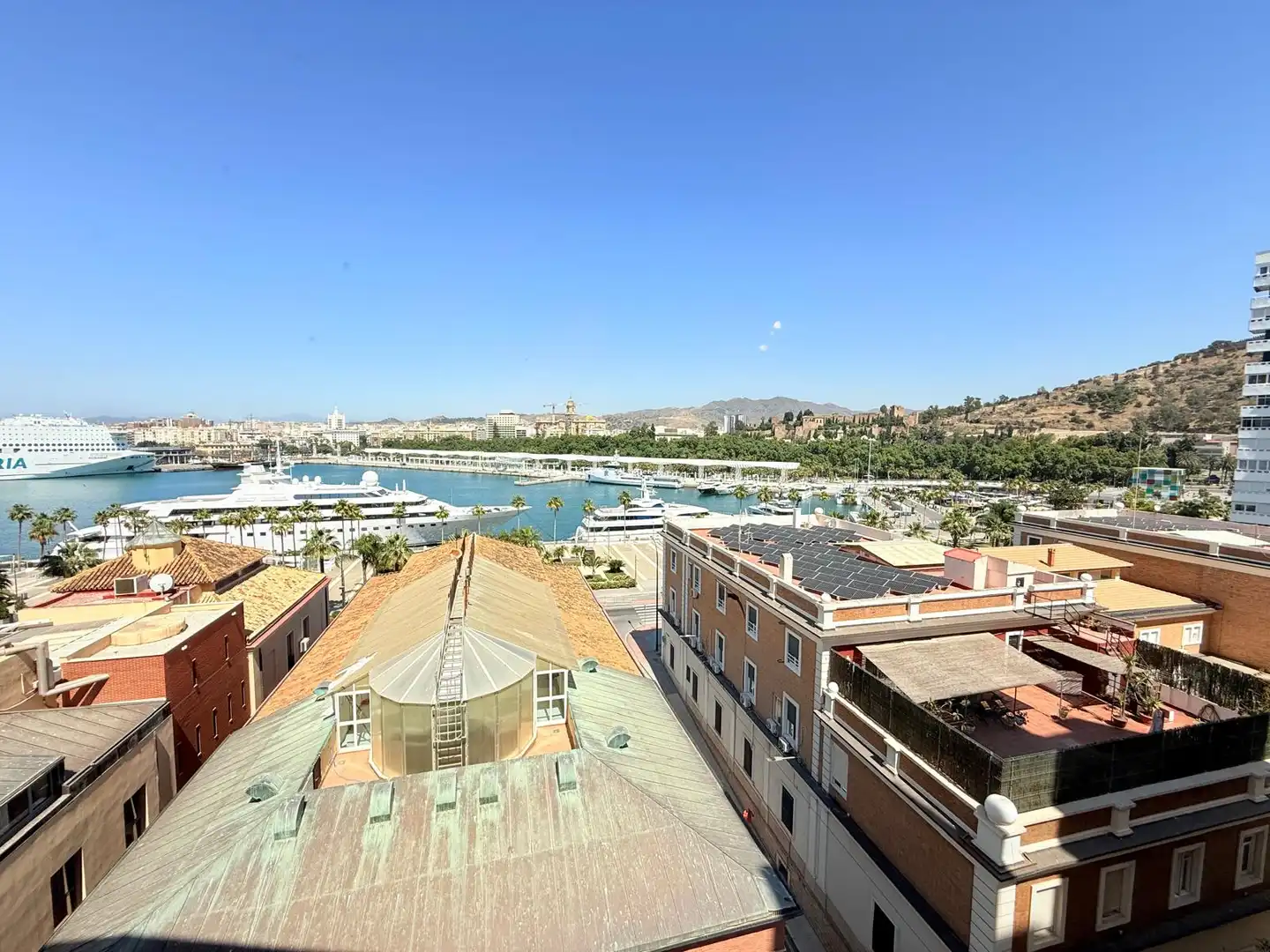 Außenansicht von Wohnung zur Miete in Málaga mit Klimaanlage, Terrasse und Möbliert
